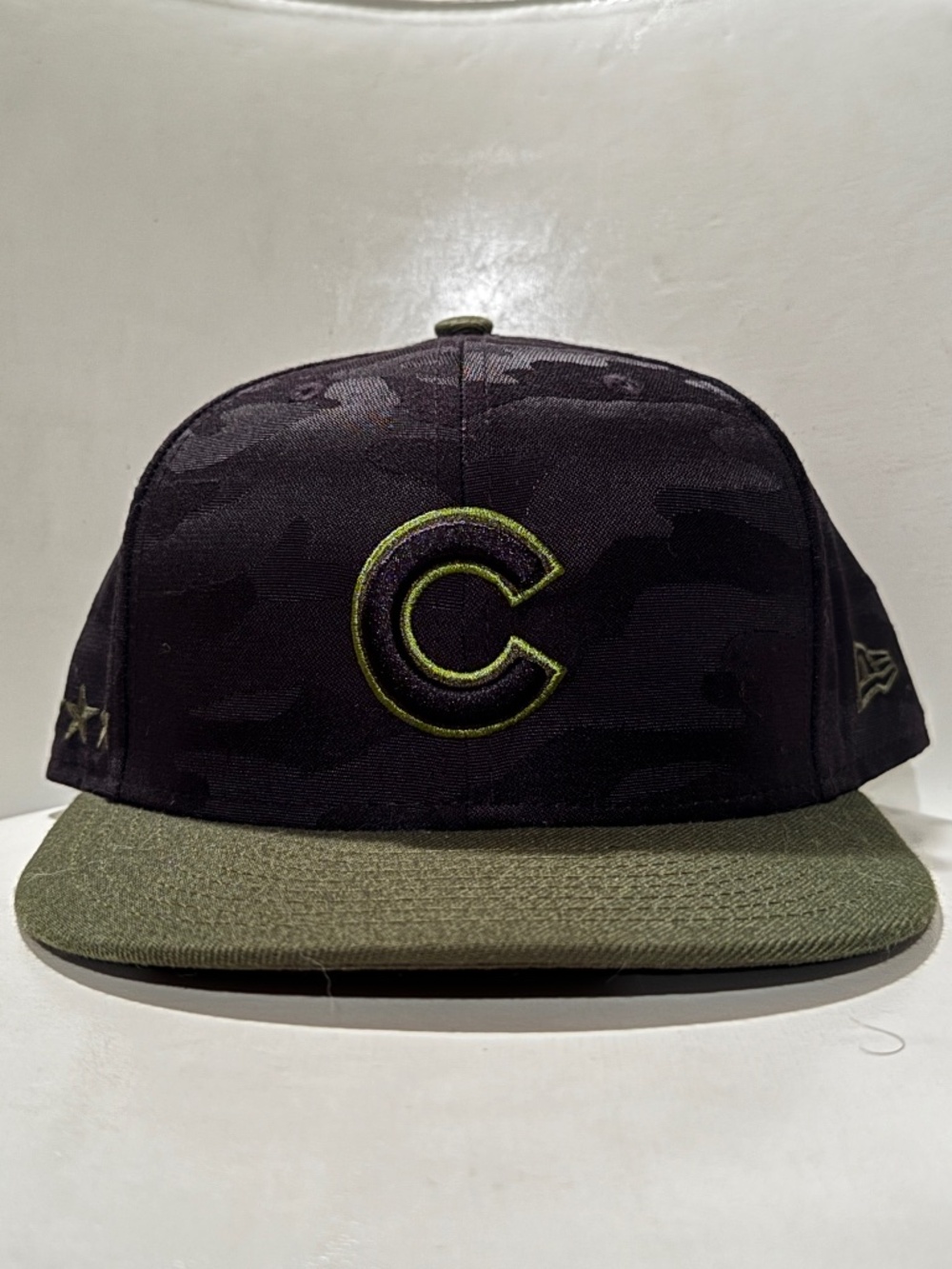 Cubs 2018 on field Memorial Day hat